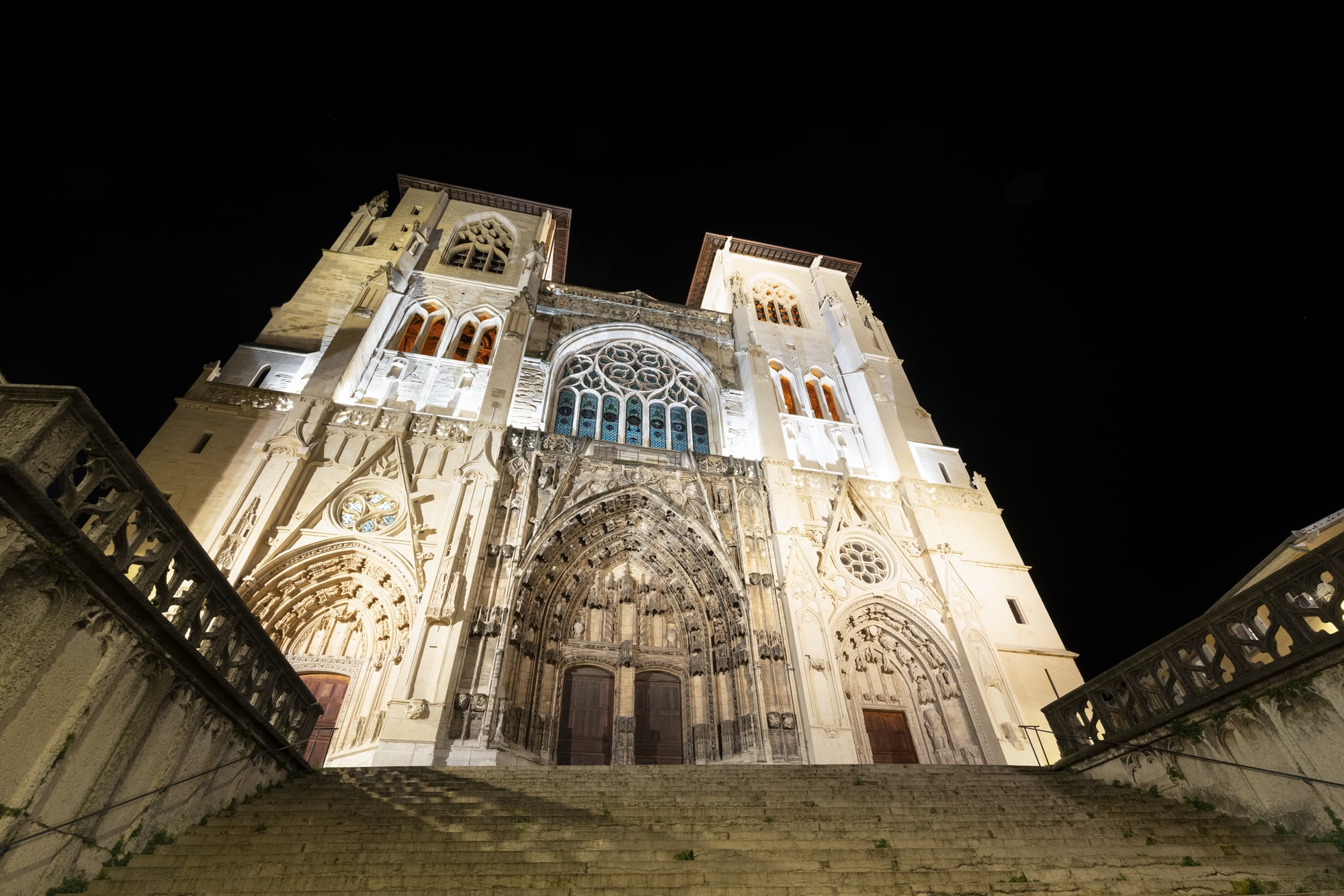 cathédrale vienne de nuit