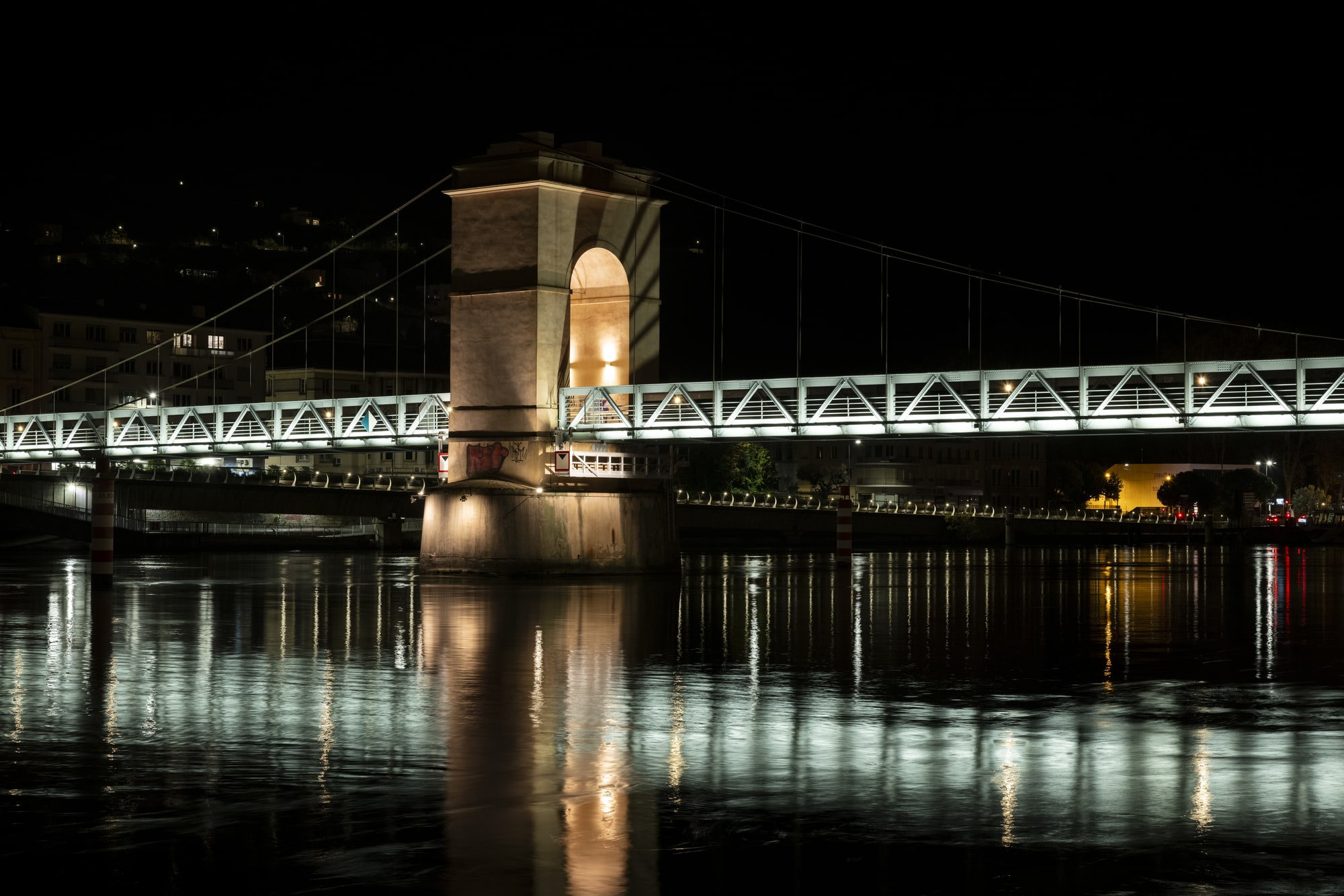 pont de nuit vienne condrieu tourisme patrimoine