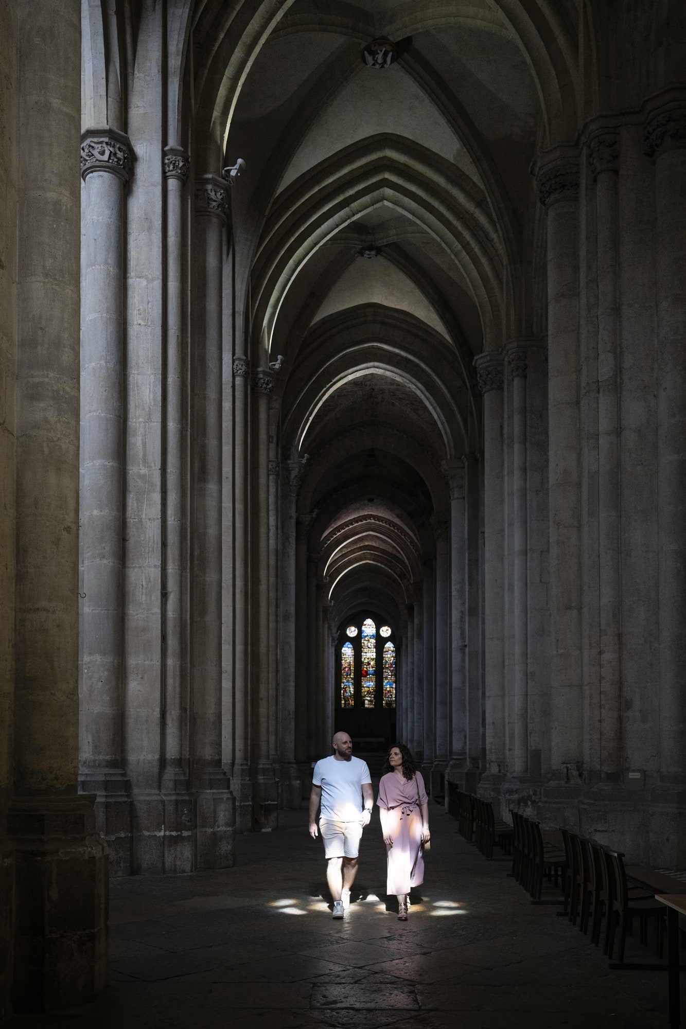 couple visite la cathédrale de vienne