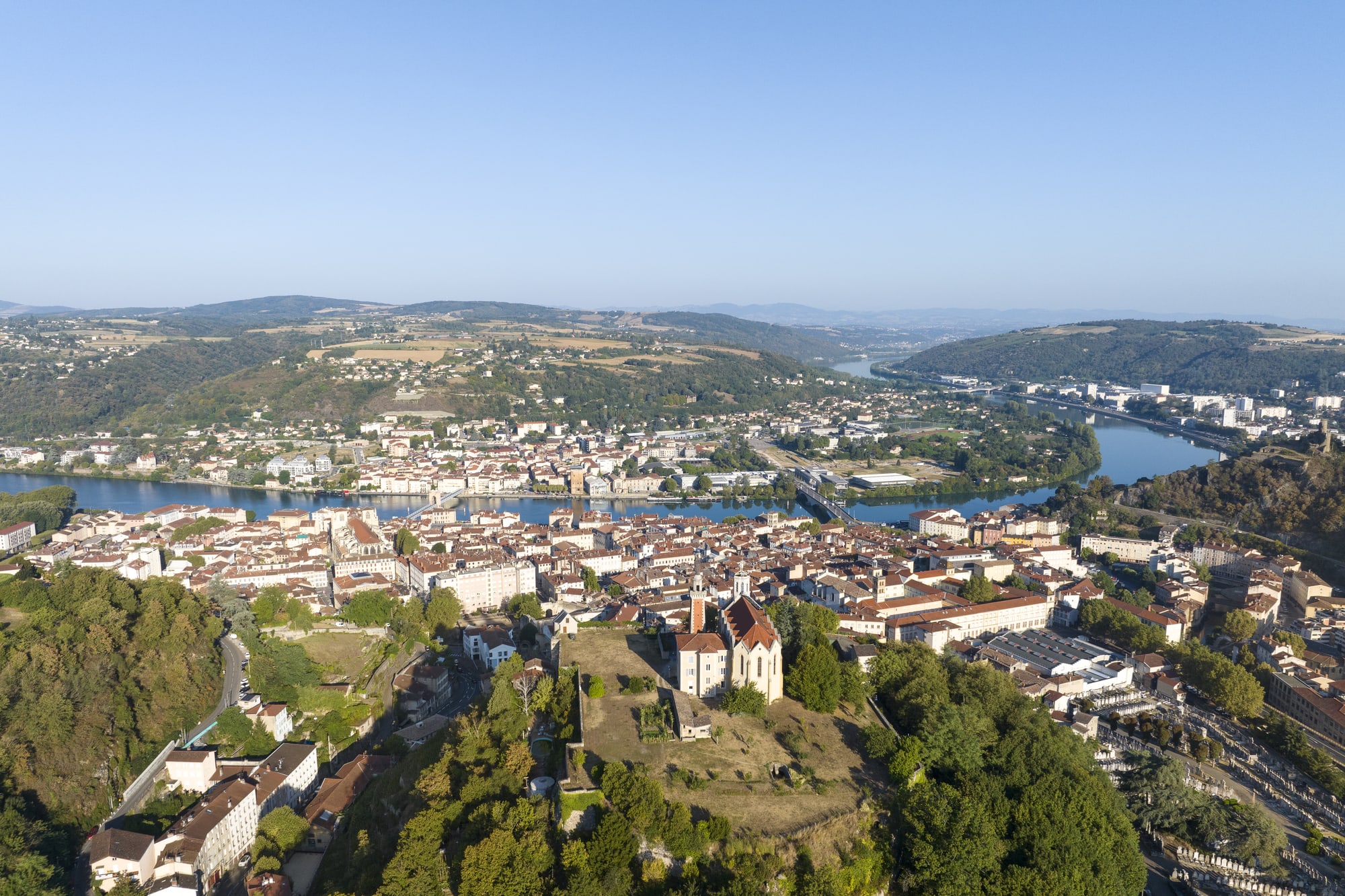 vue en drone vienne condrieu tourisme patrimoine